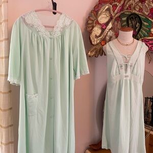 Elegant Mint Green Nylon Peignoir Set w Embroidery, Lace& Sheer Details Size L